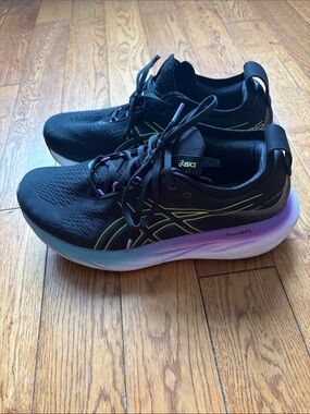 ASICS Women's Gel-Nimbus 25 in black glow yellow